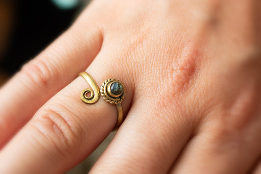 Spiral Gemstone Ring – Available in Various Gemstones - Labradorite