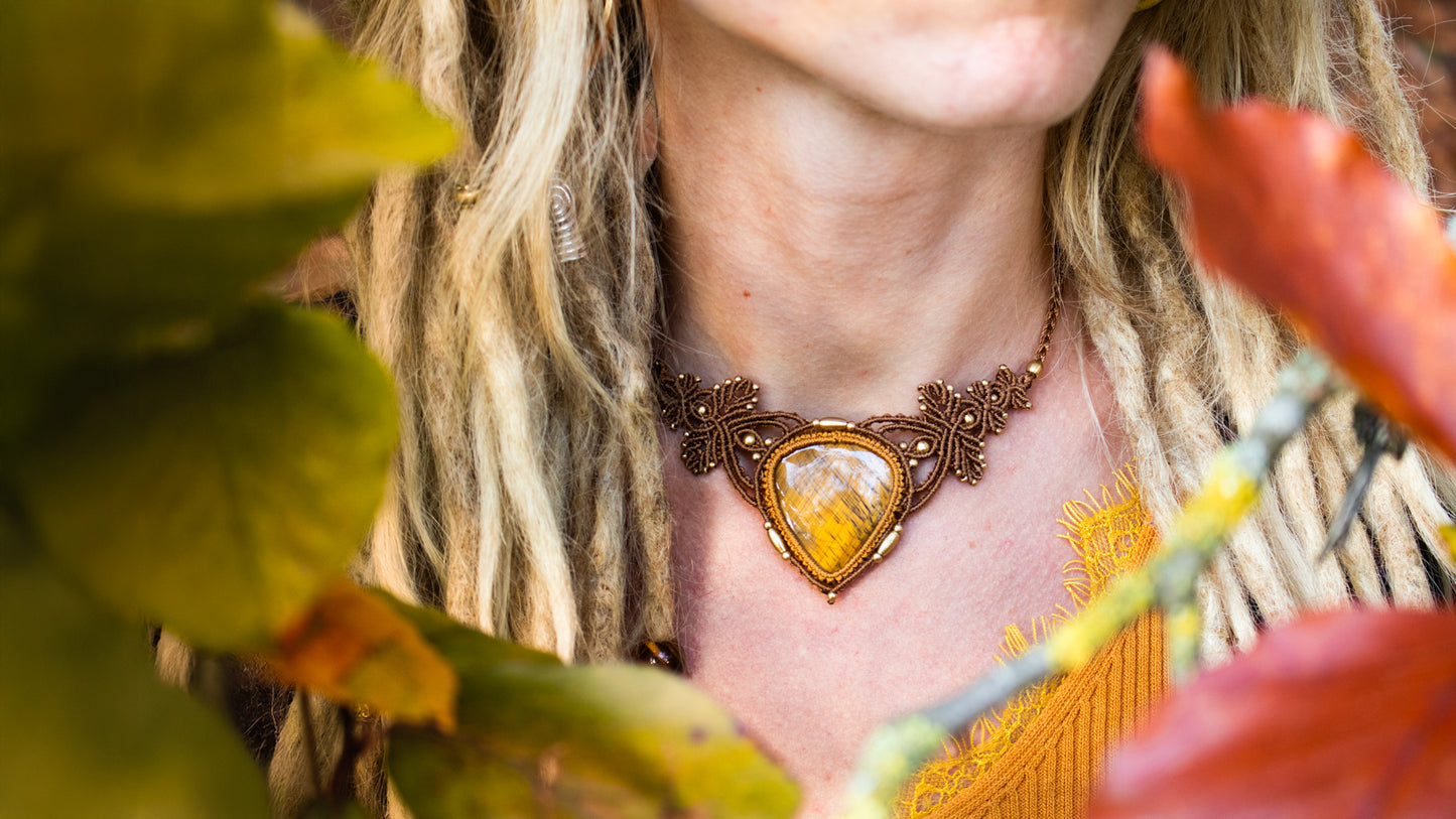 Autumn bloom tiger's eye necklace