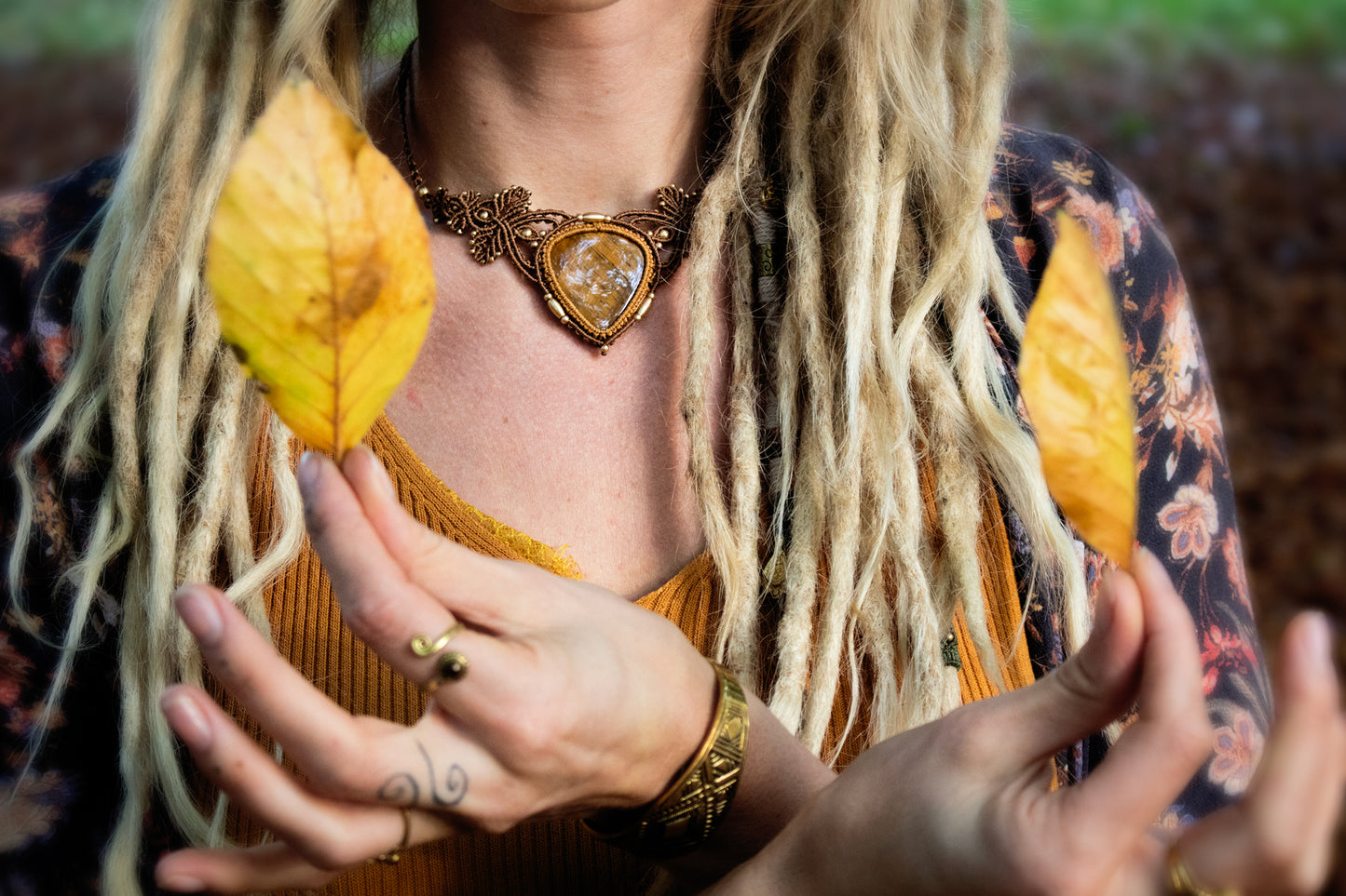 Autumn bloom tiger's eye necklace