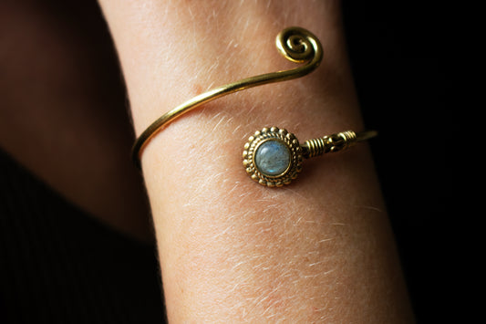 Spiral Gold Wire Bracelet with Gemstone Accent - Labradorite