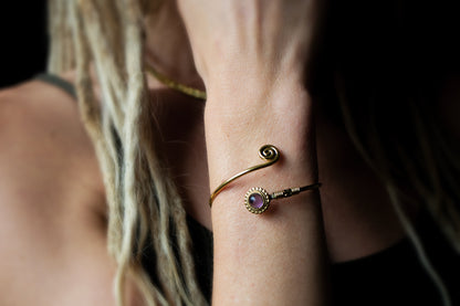 Spiral Gold Wire Bracelet with Gemstone Accent