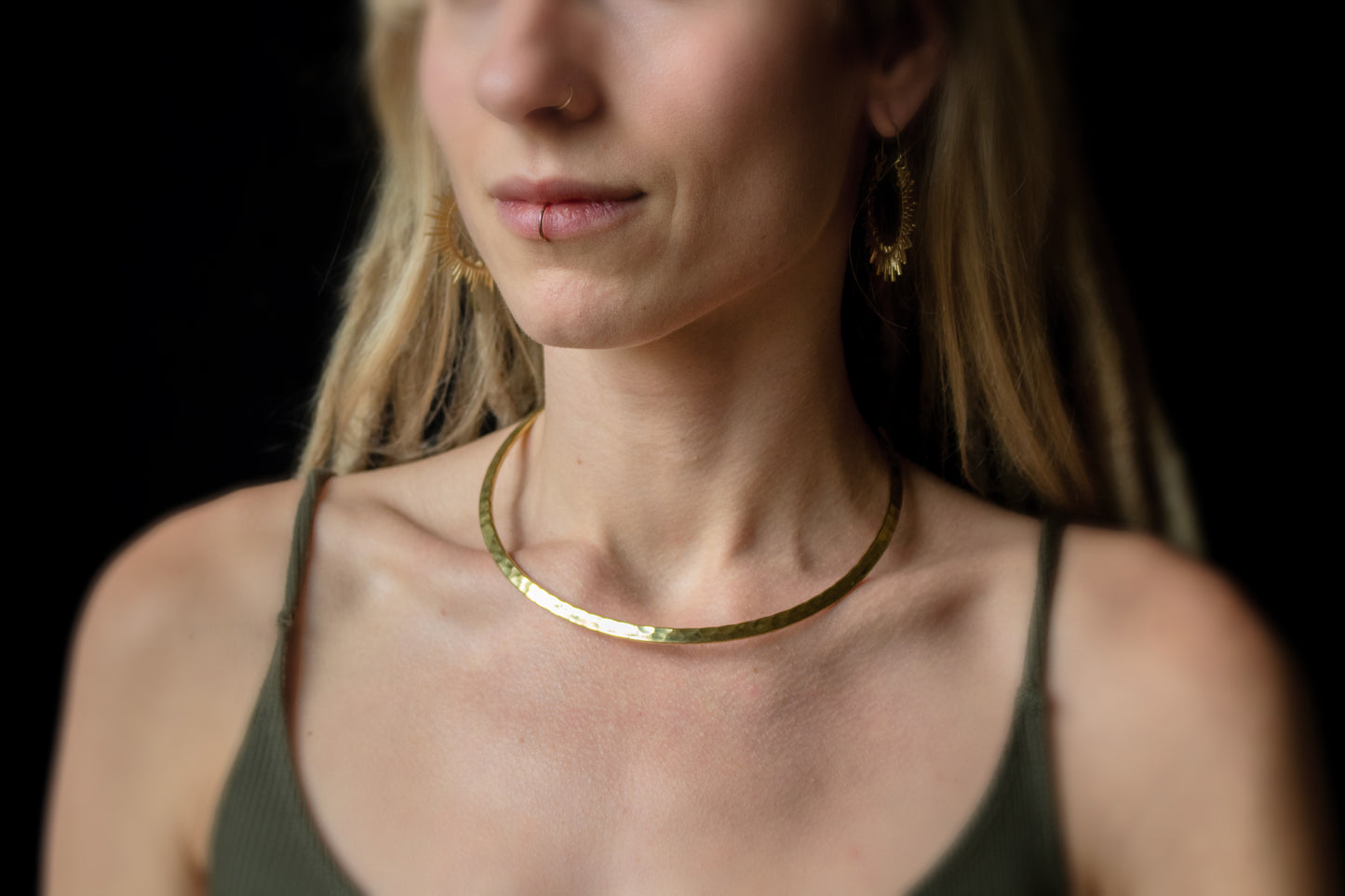 Minimalist Hammered Gold Collar