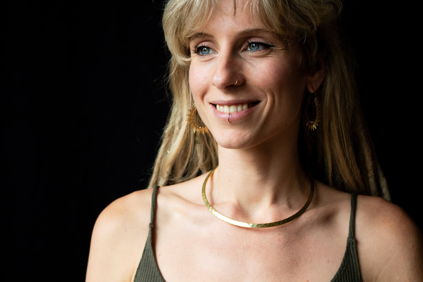 Minimalist Hammered Gold Collar