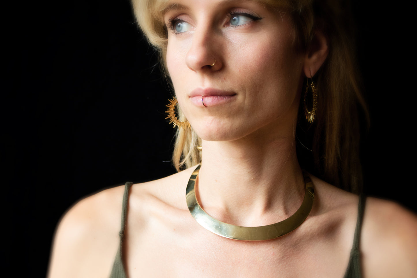Sleek Brass Collar Necklace