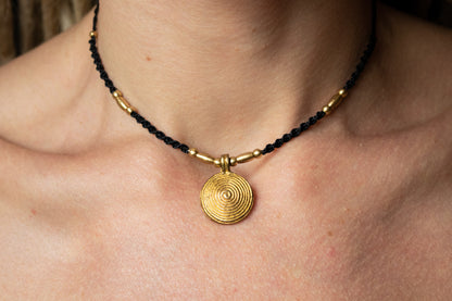 Spiral pendant necklace
